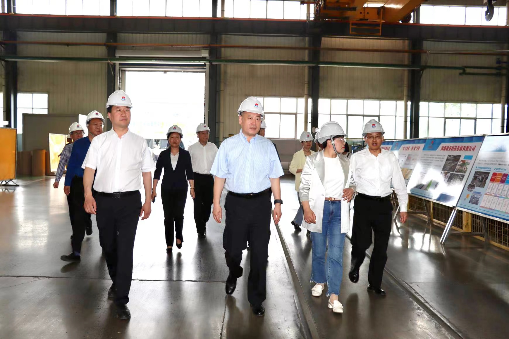 郑州海关副关长李兆明到大发welcome首页(中国)官网登录入口科技调研